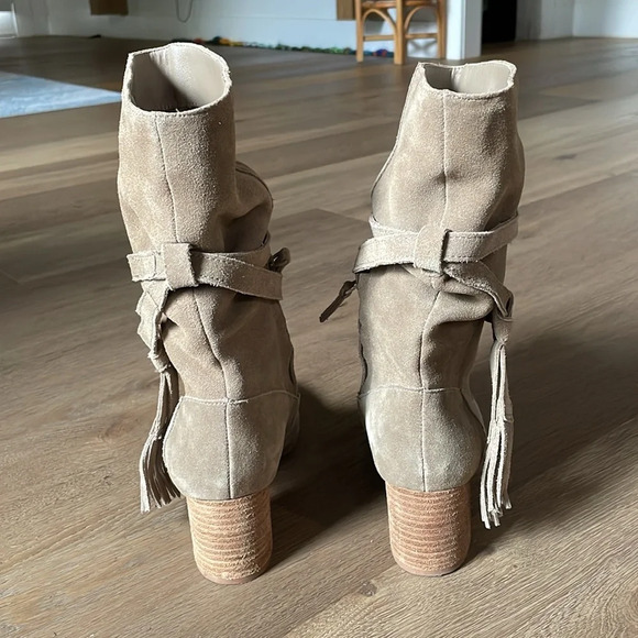 Tahari Taupe Suede Slouchy Mid-Calf Johnny Boot Size 9 - Picture 5 of 11